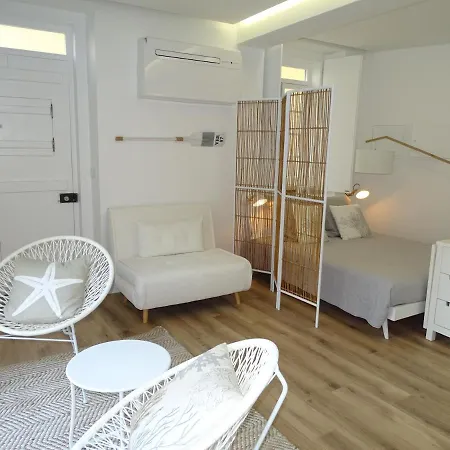 Casa Do Largo * ナザレ