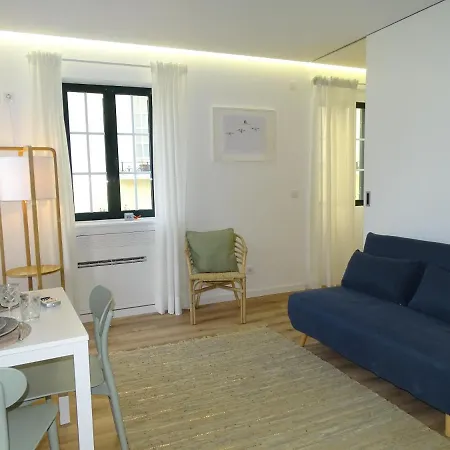 Casa Do Largo アパート ナザレ