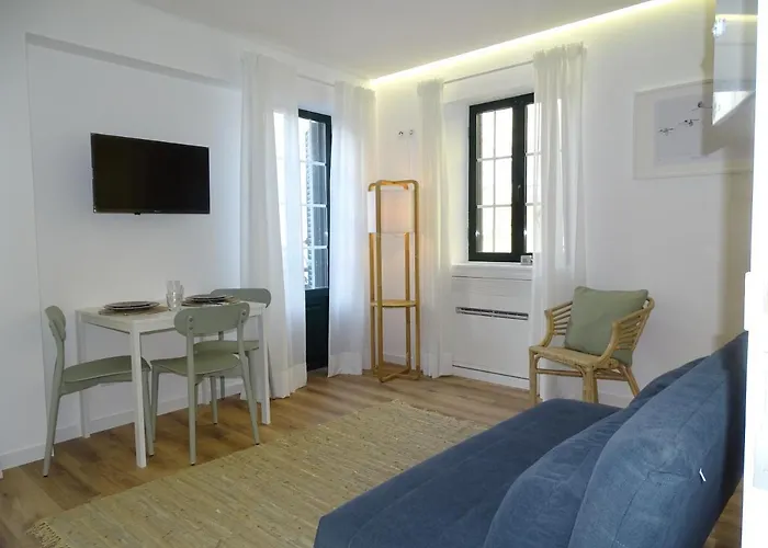 Casa Do Largo Apartment *